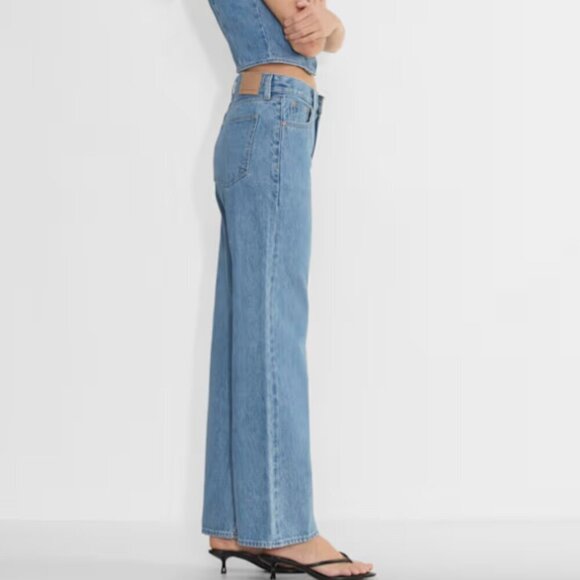 Aritzia Denim Forum The Farrah Hi-Rise Wide Leg Jean 24 - Picture 13 of 14